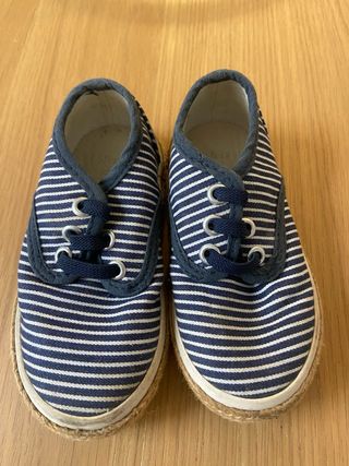 Zapatos de rayas para niñ@s