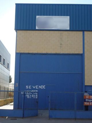 Nave industrial en venta en Bollullos de la Mitación