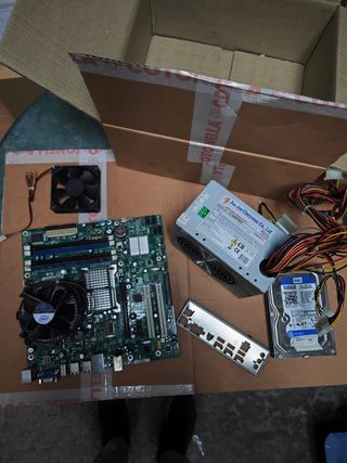 Componenti PC: Scheda Madre, Alimentatore, Hard Di