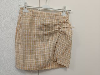 Falda tweed perlas beige y blanco
