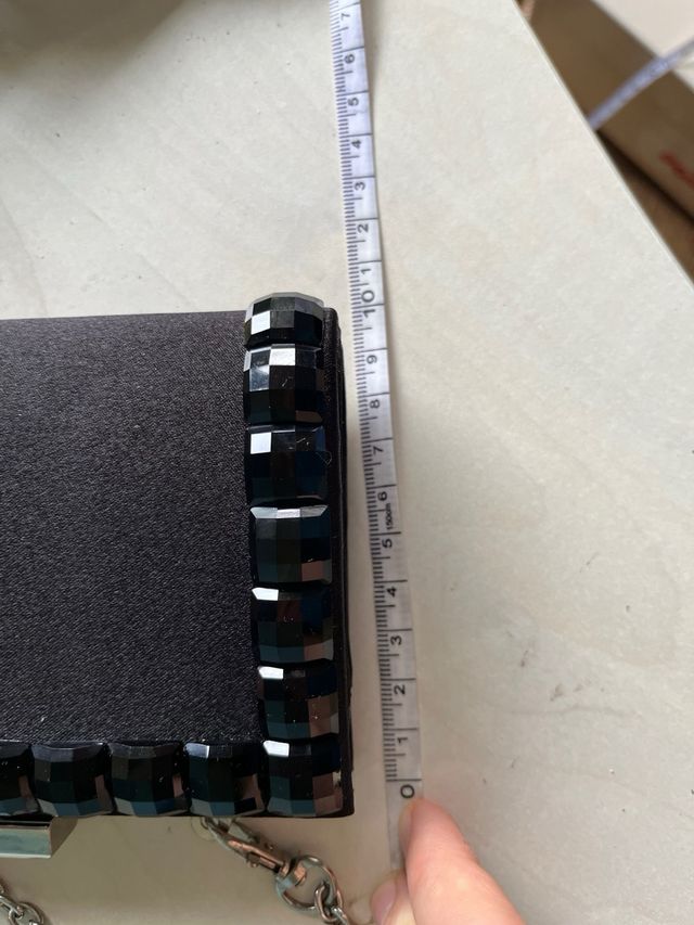 Pochette Clutch Lancetti nera elegante con catena