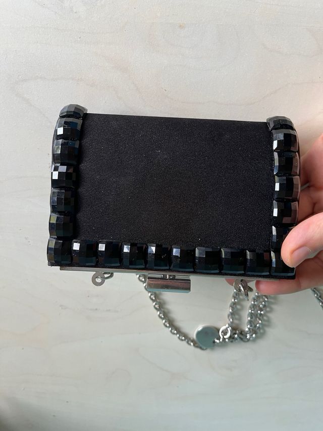 Pochette Clutch Lancetti nera elegante con catena