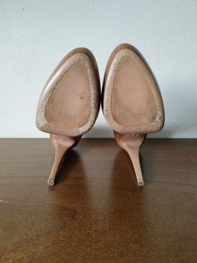 Scarpe Prada décolleté tacco alto pelle