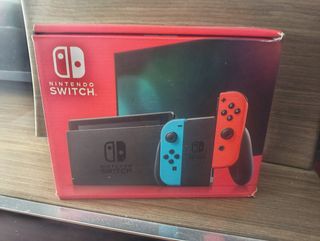 Nintendo Switch Rojo y Azul. Precio no negociable.