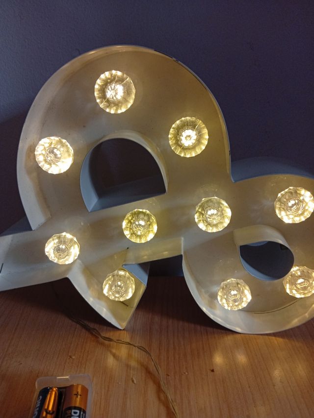 Letra LED Decorativa