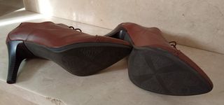 Zapatos tacón piel Desireé T. Flex T38 nuevos