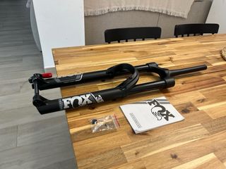 Horquilla Fox 38 Rhythm 29 180mm Nueva