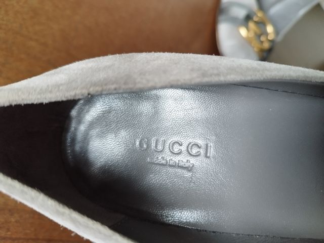 Scarpe décolleté Gucci grigie in camoscio