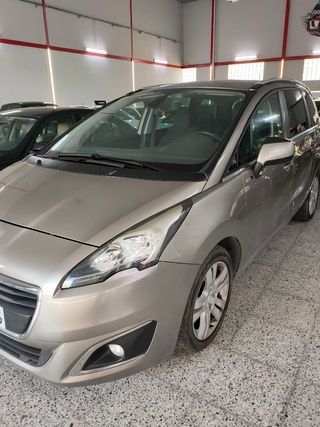 Peugeot 5008 2016