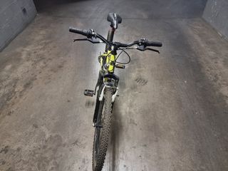 Bicicleta de Montaña Amarilla