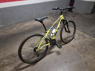 Bicicleta de Montaña Amarilla