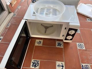 Microondas Carrefour Galan 17L Blanco