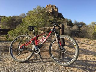Bicicleta de Montaña Giant XTC 29 en carbono