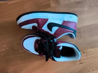 Nike Air Force 1 Rojas y Blancas