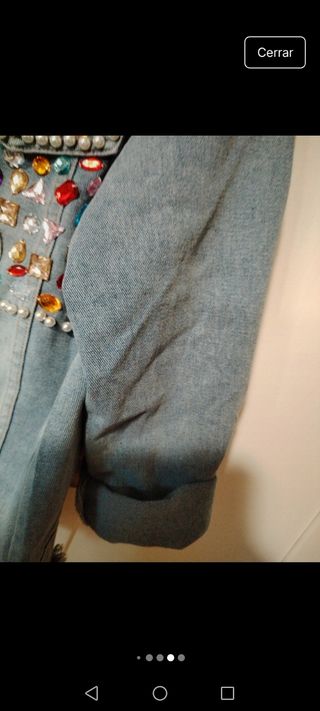 Chaqueta vaquera con pedrería