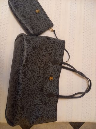 Pack Bolso, Neceser y Pañuelo Tous