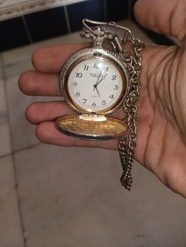 Reloj Tulus Vintage
