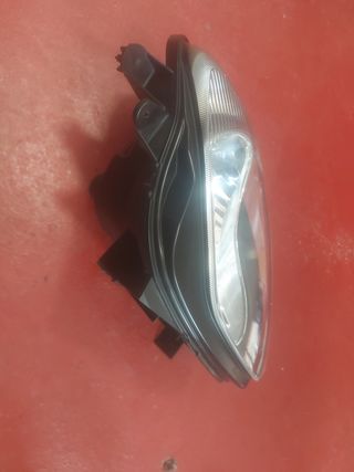 Faro Suzuki Burgman 650 Izquierdo 2003