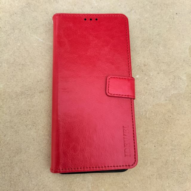 Funda móvil roja