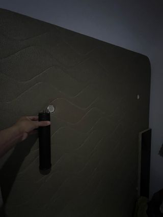 Base tapizada de cama con patas