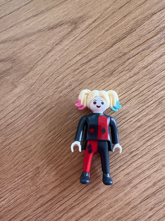 Playmobil Harley Quinn Colección Huevo Kinder