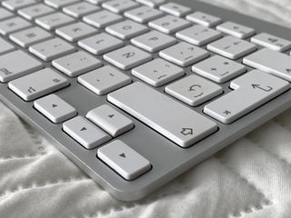 Teclado Apple Magic A1314 Español Inalámbrico