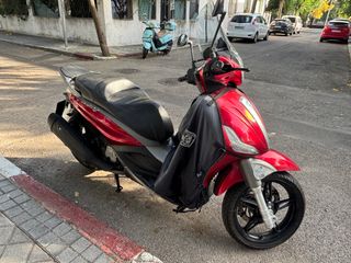Piaggio Beverly 350 Sport Touring 16.288 km