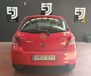 Toyota Yaris 2010