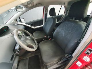 Toyota Yaris 2010