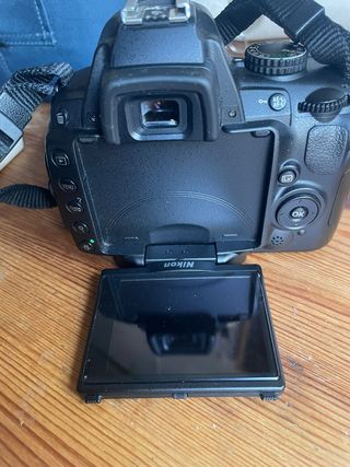 Cámara Nikon D5000 Negra nueva 