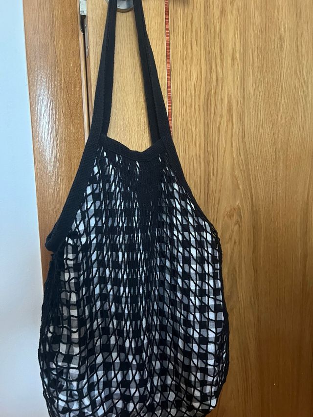 Bolso Tote Negro y Blanco