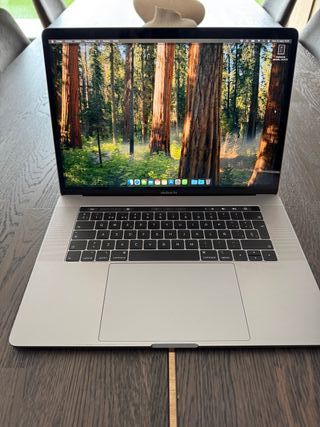 MacBook Pro 15 (2018) Gris Espacial