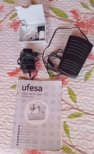 Máquina de coser UFESA SW2002 deluxe