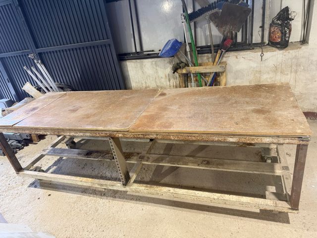 Mesa de trabajo con ruedas 260 de largo