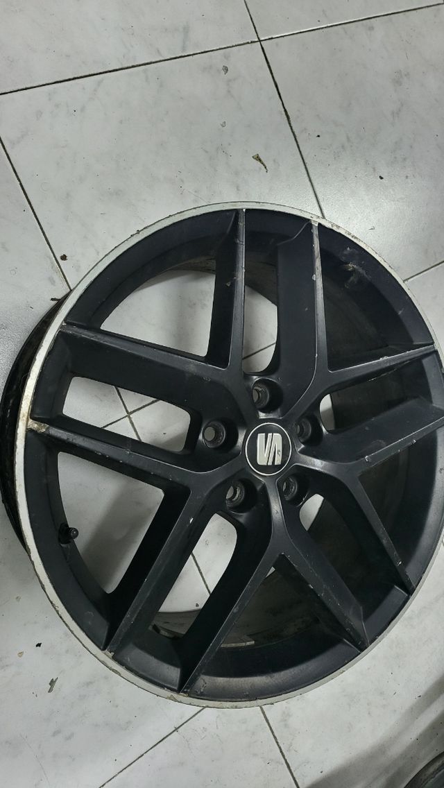 Llantas Seat León III FR 18 Originales