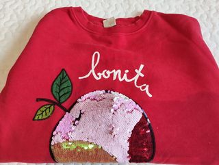 Sudadera Zara roja con lentejuelas