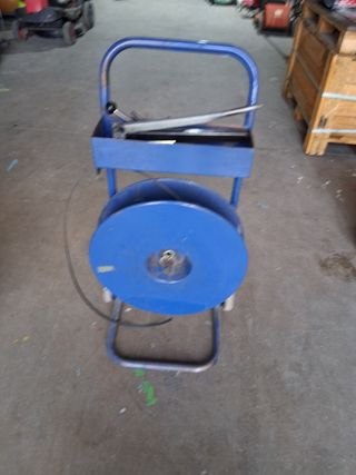 Equipo de flejado azul