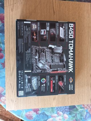 Placa Base MSI B450 Tomahawk