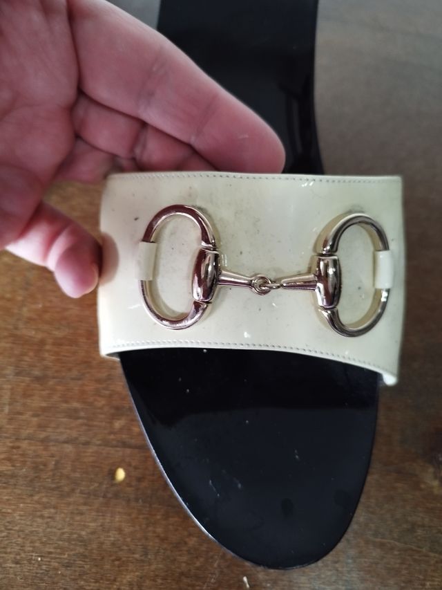 Scarpe Gucci sabot con morsetto