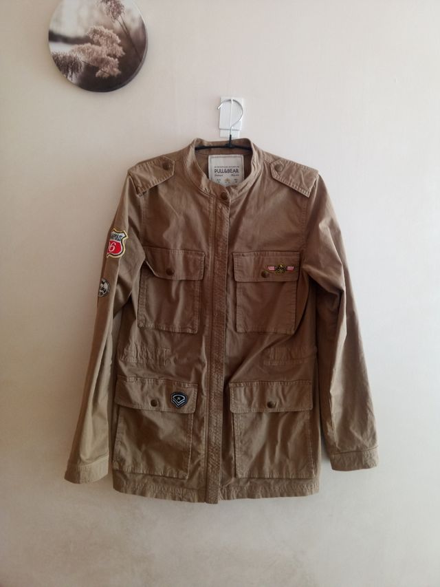 Cazadora Pull&Bear marrón