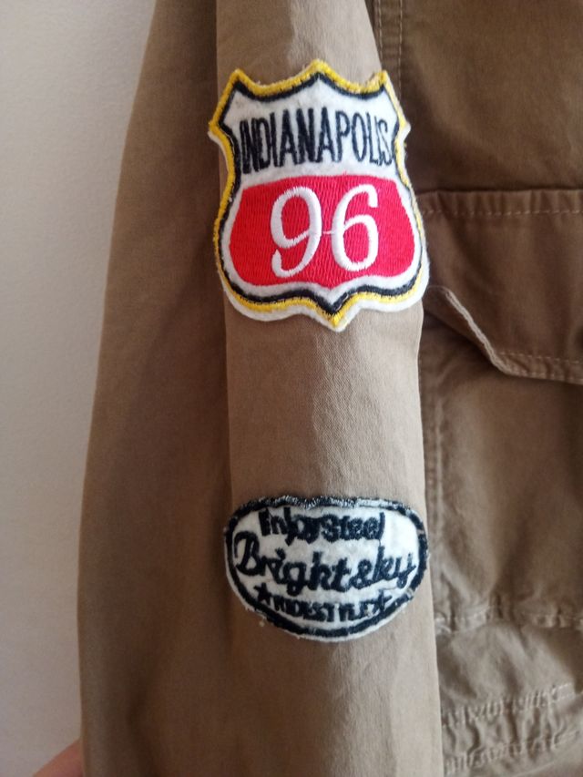 Cazadora Pull&Bear marrón