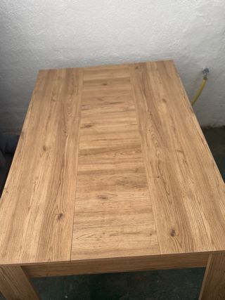 Mesa de comedor extensible de madera