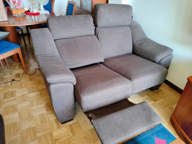Sofá 2 plazas reclinable eléctrico