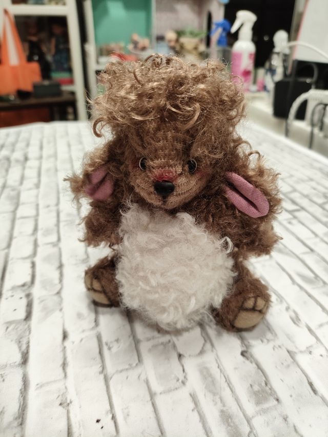 Pecora peluche fatta a mano