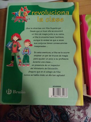 Kika Superbruja revoluciona la clase (Kika Supe...