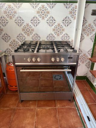 Cocina de gas con horno