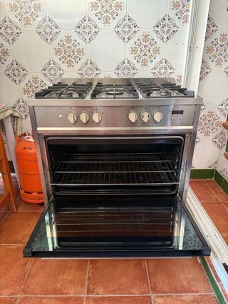 Cocina de gas con horno