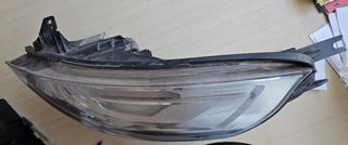 Faro Izquierdo Renault Clio IV