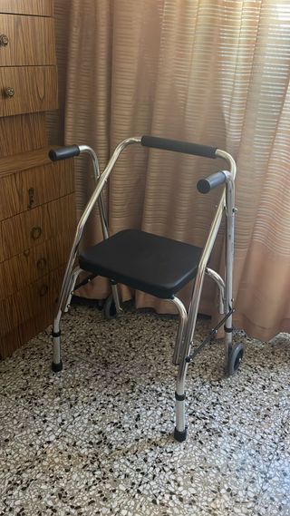 Andador Ortopédico con Asiento