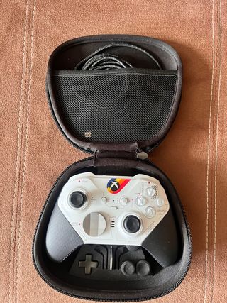 Mando Xbox Elite Series 2 Starfield